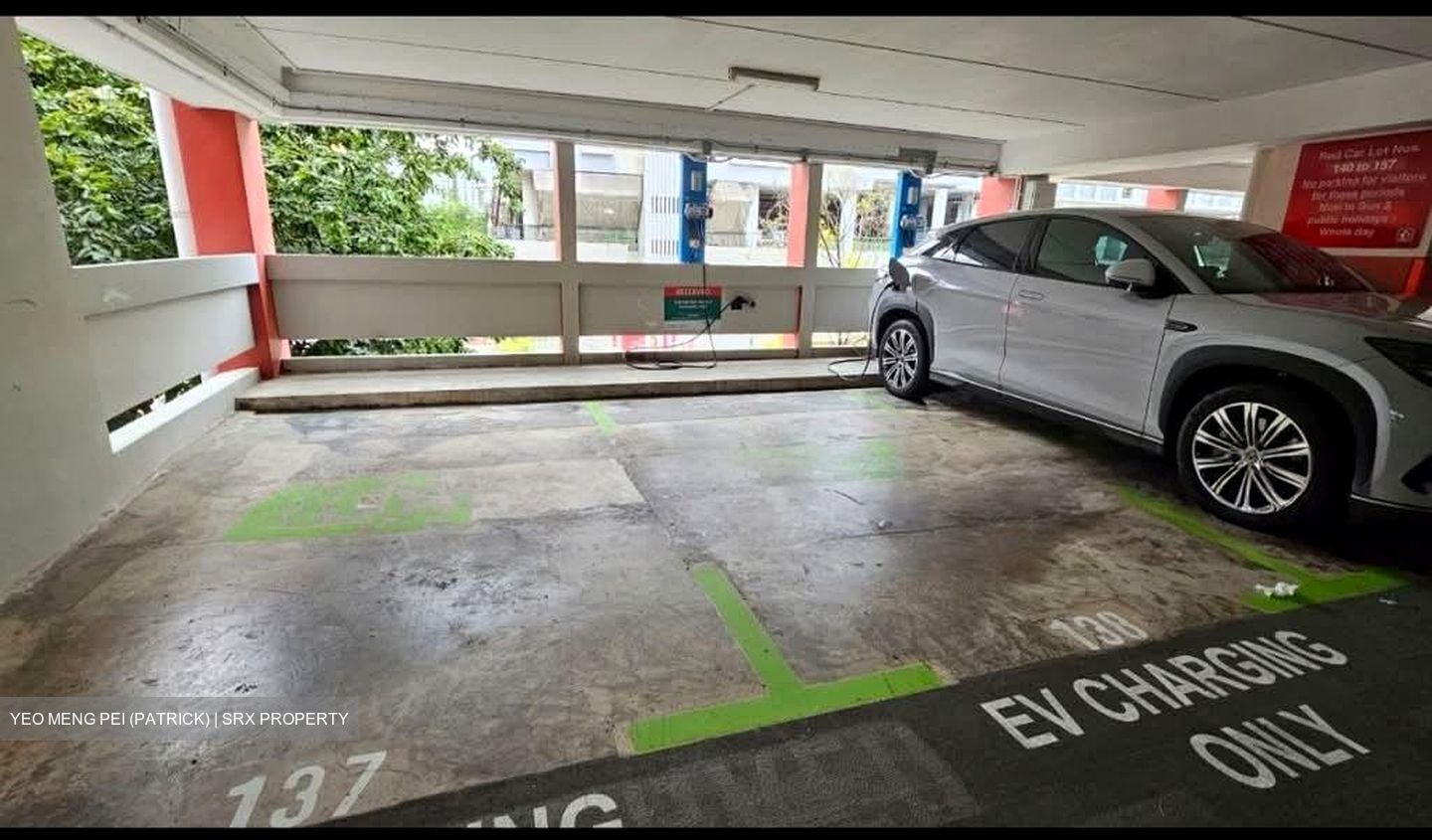 Blk 603 Choa Chu Kang Street 62 (Choa Chu Kang), HDB Executive #561803021